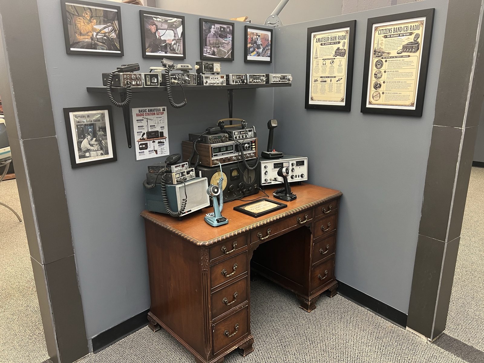 CB and Ham Radio Desk Display